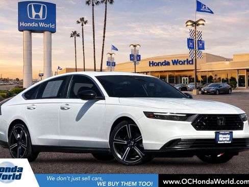 Used 2023 Honda Accord Sport image 1