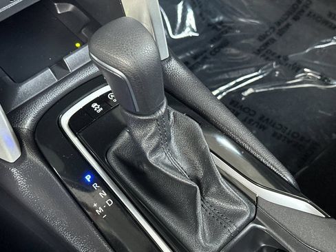 Certified 2025 Toyota Corolla Cross LE FWD image 23