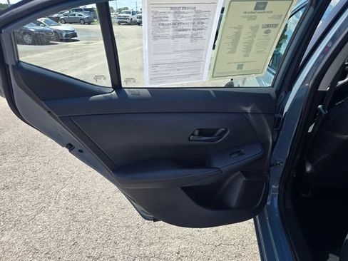 Used 2024 Nissan Sentra SV FWD image 28