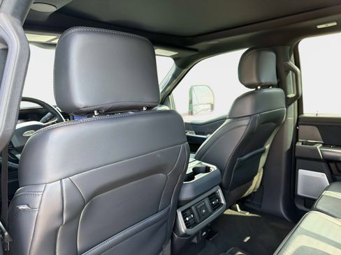 Used 2025 Ford F250 Platinum image 34