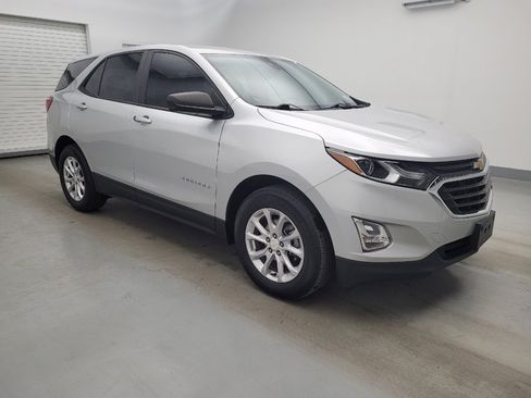 Used 2021 Chevrolet Equinox LS w/ LS Convenience Package FWD image 11
