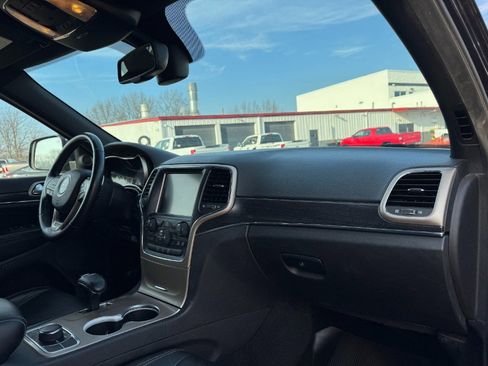 Used 2014 Jeep Grand Cherokee Limited image 20