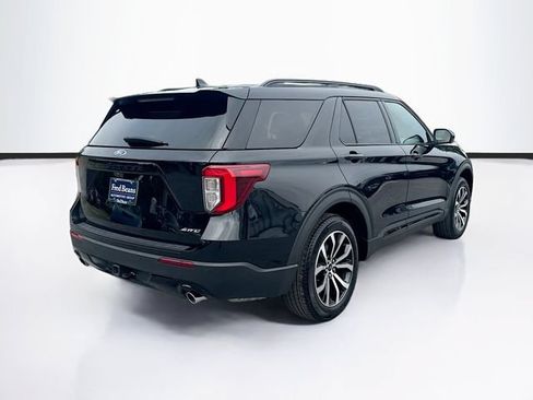 Used 2023 Ford Explorer ST-Line w/ Class IV Trailer Tow Package AWD/4WD image 9