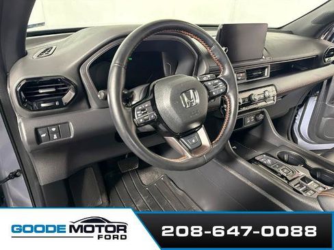Used 2024 Honda Pilot TrailSport image 8