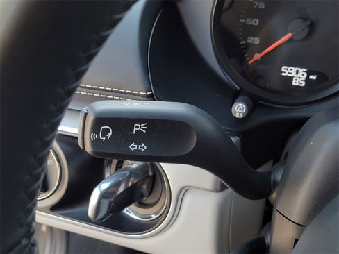 Used 2024 Porsche 718 Cayman S w/ Premium Package image 36