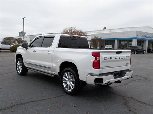 Used 2025 Chevrolet Silverado 1500 High Country w/ High Country Premium Package image 5