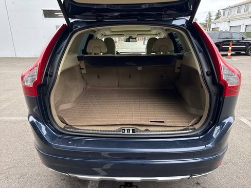 Used 2015 Volvo XC60 T6 Platinum AWD/4WD image 21