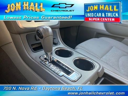 Used 2014 GMC Acadia SLE image 22