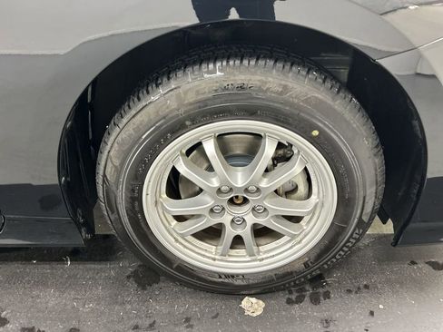 Used 2022 Toyota Prius Prime XLE image 8