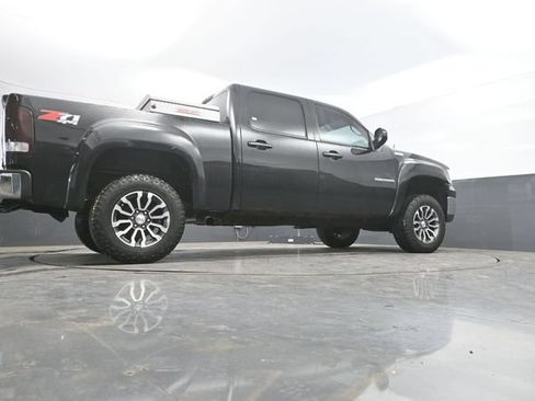 Used 2010 GMC Sierra 1500 SLT w/ All-Terrain Package AWD/4WD image 43