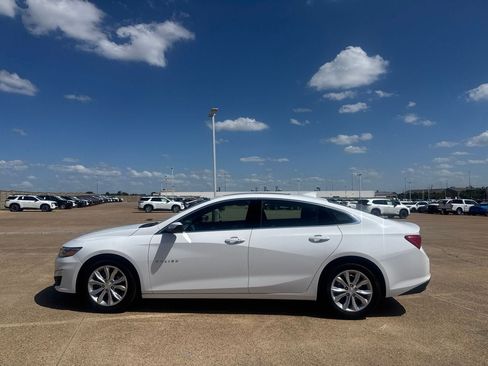 Used 2024 Chevrolet Malibu LT FWD image 13