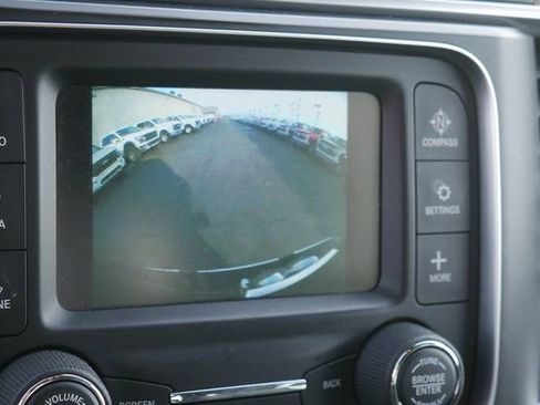 Used 2018 RAM 3500 SLT w/ Luxury Group image 3