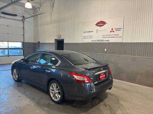 Used 2010 Nissan Maxima 3.5 S image 5