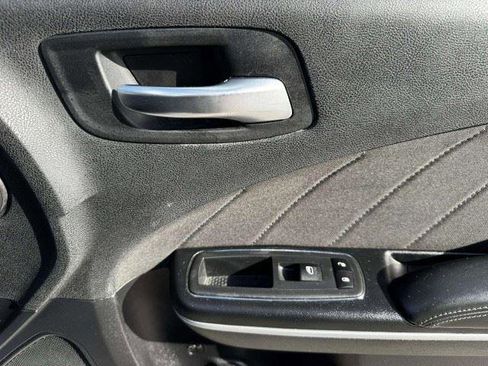 Used 2020 Dodge Charger SXT RWD image 44
