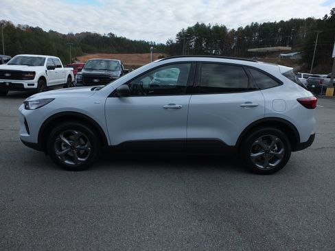 New 2026 Ford Escape ST-Line w/ Tech Pack #1 image 6