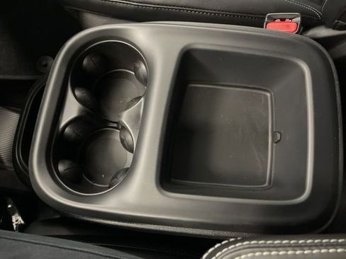 New 2026 Chrysler Pacifica Select AWD/4WD image 42