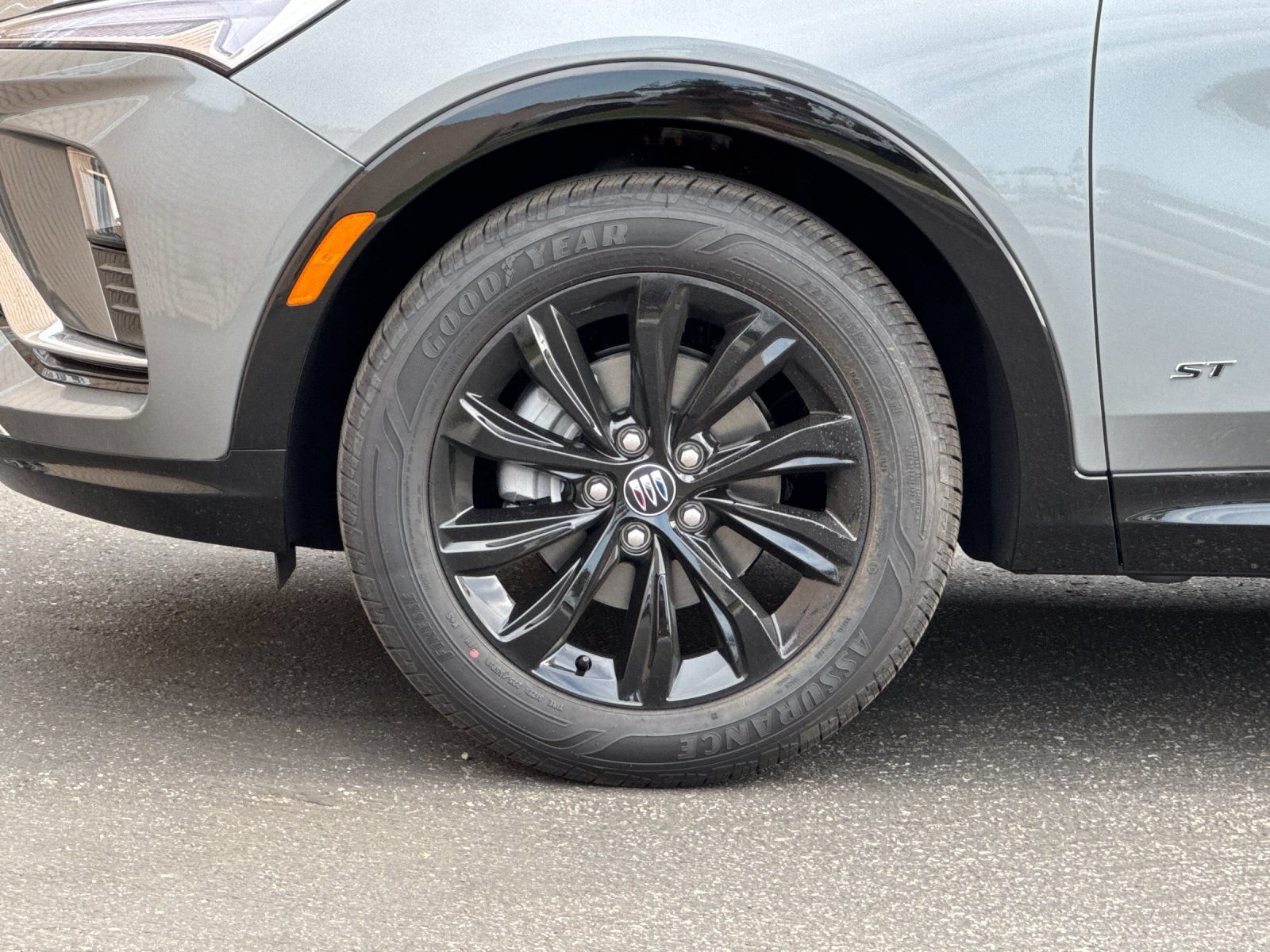 New 2026 Buick Envista Sport Touring w/ Convenience I Package FWD image 24