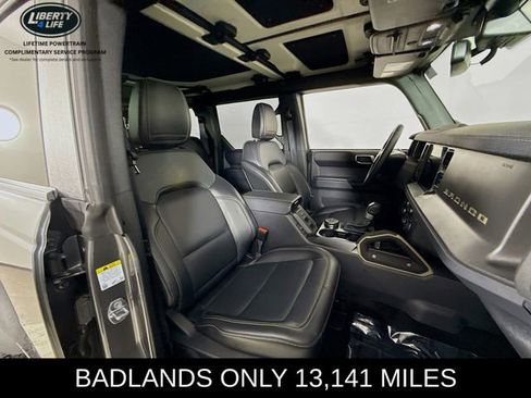Used 2025 Ford Bronco Badlands image 27