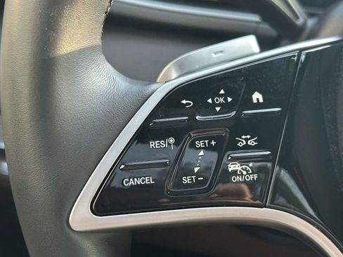 Certified 2025 Mercedes-Benz GLE 450e 4MATIC image 27