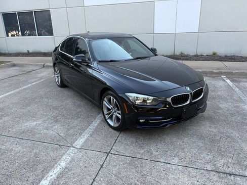 Used 2017 BMW 330i Sedan RWD image 4