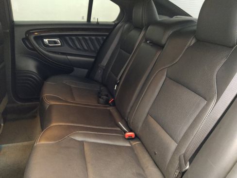 Used 2014 Ford Taurus Limited image 18