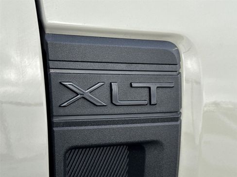 Used 2025 Ford Maverick XLT w/ XLT Luxury Package image 8