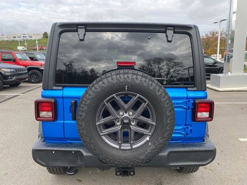 New 2026 Jeep Wrangler Unlimited Sport AWD/4WD image 4
