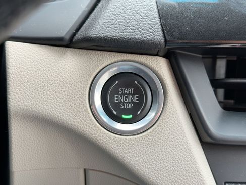 Certified 2023 Cadillac CT4 Luxury w/ Sun And Sound Package image 26