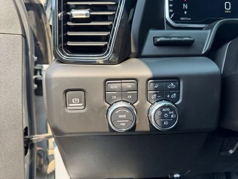 Used 2024 GMC Sierra 3500 AT4 w/ AT4 Premium Plus Package AWD/4WD image 26