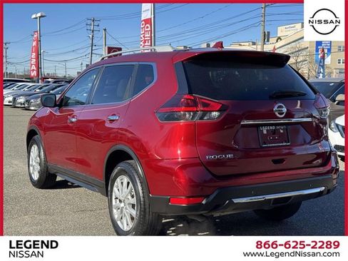 Used 2020 Nissan Rogue SV image 7