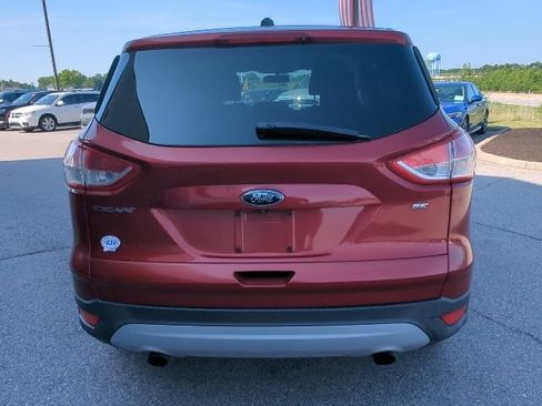 Used 2015 Ford Escape SE FWD image 10