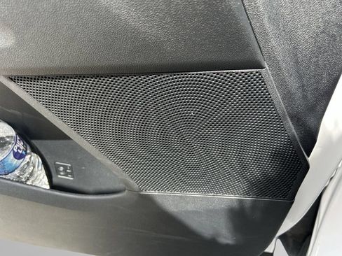 Used 2023 Kia Sorento EX w/ Panoramic Sunroof Package FWD image 25