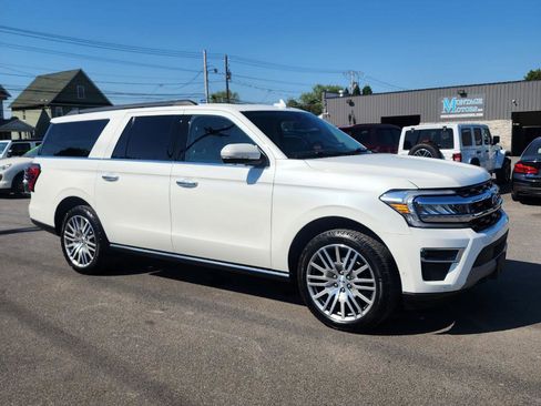 Used 2022 Ford Expedition Max Limited AWD/4WD image 6