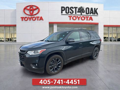 Used 2021 Chevrolet Traverse RS FWD image 8