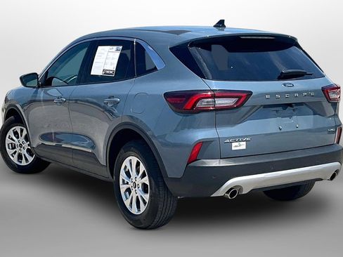 Used 2023 Ford Escape Active w/ Tech Pack #1 AWD/4WD image 10