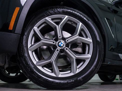 Used 2022 BMW X3 xDrive30i AWD/4WD image 6