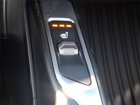 Used 2025 Kia Sorento S image 28