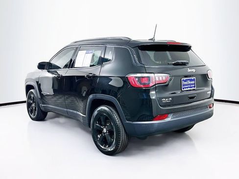 Used 2018 Jeep Compass Latitude w/ Popular Equipment Group AWD/4WD image 6