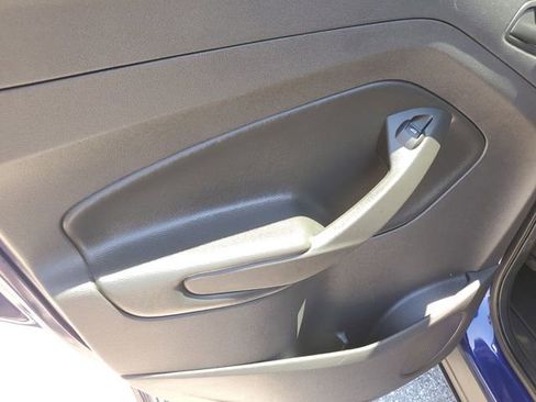 Used 2014 Ford Escape S FWD image 15