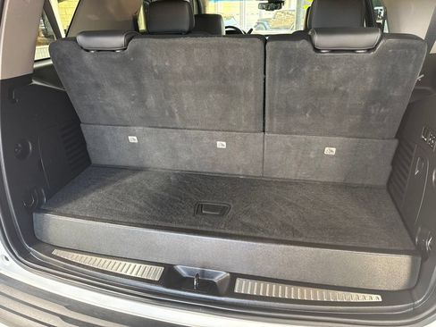 Used 2019 Chevrolet Tahoe Premier AWD/4WD image 10