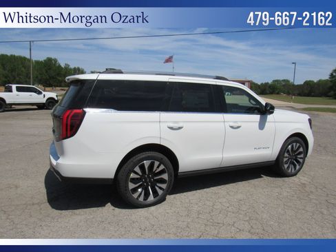 New 2026 Ford Expedition Platinum image 14