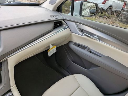 New 2026 Cadillac XT5 Premium Luxury w/ Driver Assist Package image 19