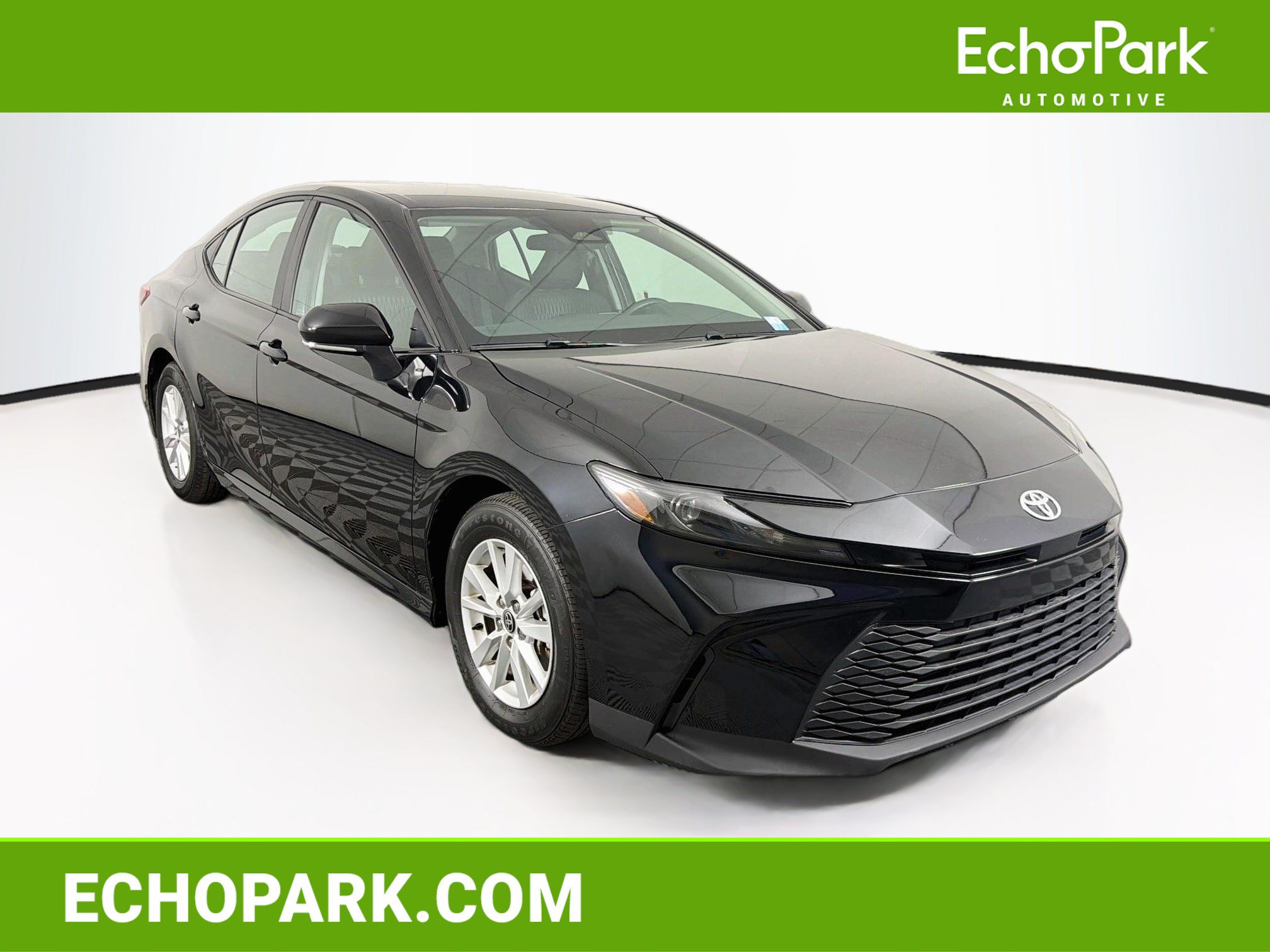 Used 2025 Toyota Camry LE FWD image 1