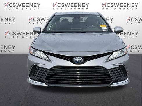 Used 2021 Toyota Camry XLE image 35