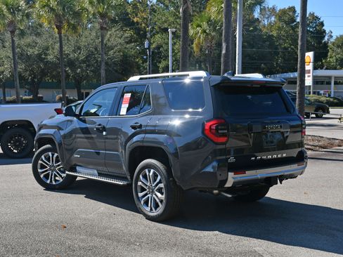 New 2025 Toyota 4Runner Limited image 2