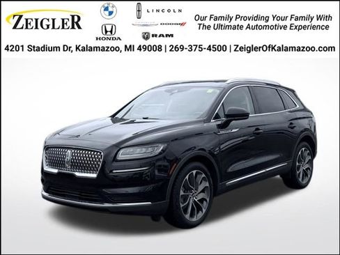 Used 2022 Lincoln Nautilus Reserve AWD/4WD image 1