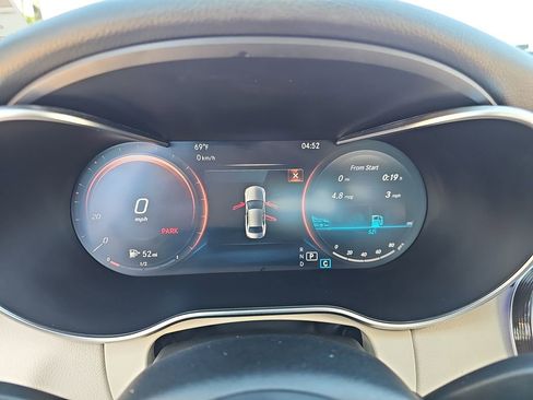 Used 2021 Mercedes-Benz C 300 Sedan image 19