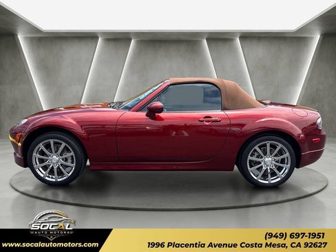 Used 2006 MAZDA MX-5 Miata Grand Touring w/ Appearance Pkg RWD image 11