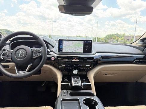 Certified 2026 Acura MDX FWD w/ Technology Package image 29