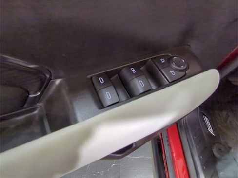 Used 2023 GMC Canyon AT4X image 23